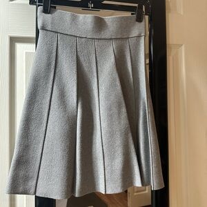 Grey pleated mini skirt with warm material
